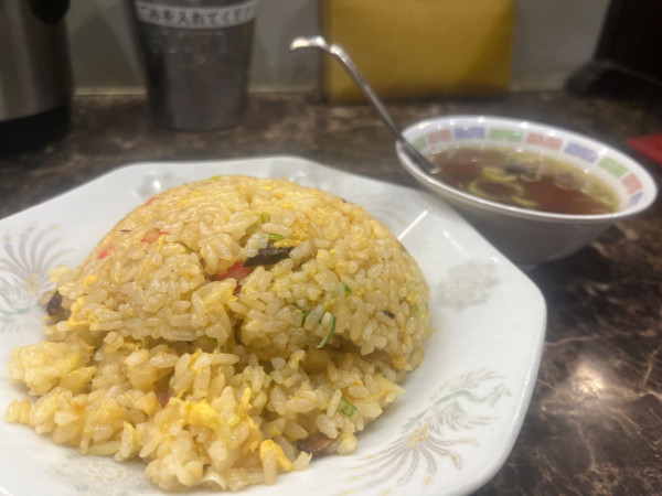 「炒飯 700 焼き餃子 350円」@めんめんの写真