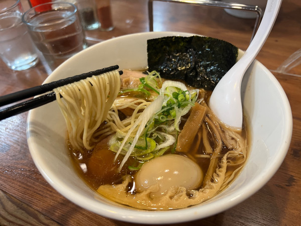 「特性醤油」@麺処 びぎ屋の写真