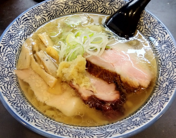 「しおらぁめん　850円」@らぁめん 生姜は文化。 中野店の写真