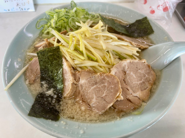 「ネギチャーシュー麺   TPネギダブル￥0-」@ラーメンショップ太郎 越生店の写真