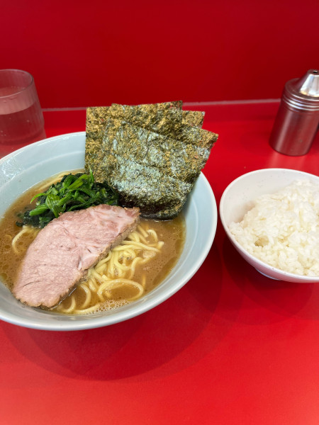 「ラーメン」@横浜ラーメン 武蔵家 大井町店の写真