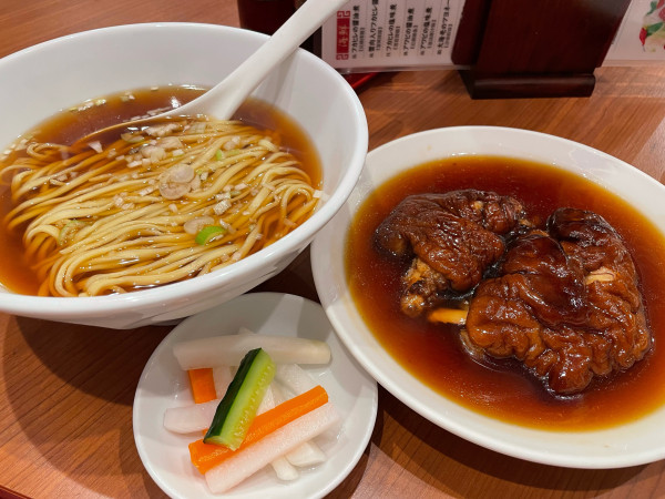 「徳記豚足そば」@徳記の写真