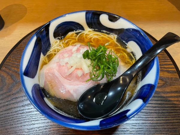 「淡麗煮干しそば」@麺や 空と大地の写真