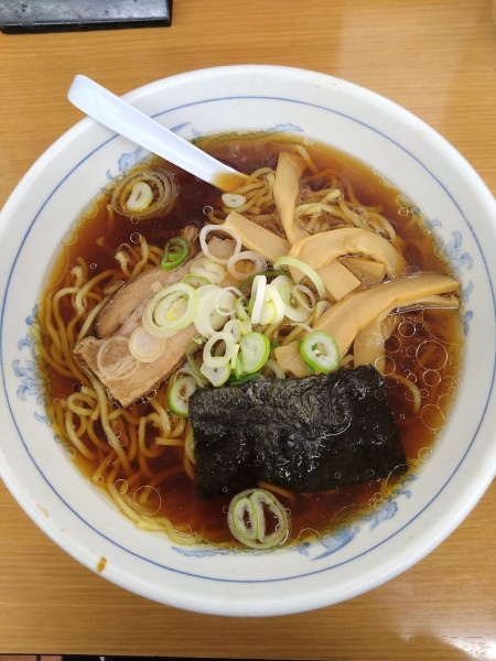 「手もみ（醤油）ラーメン」@福しん 上野駅前店の写真