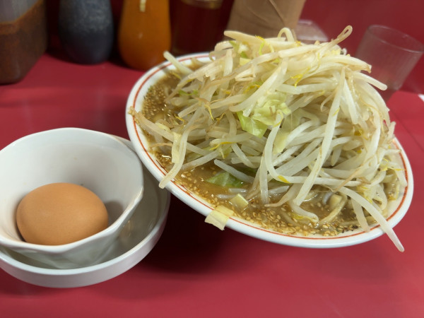 「味噌ラーメン＋生玉子」@ラーメン 麺徳 東陽町店の写真