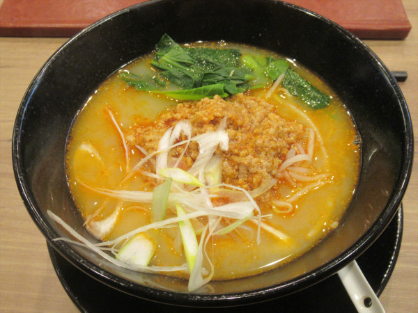 「担々麺（880円）」@東順永 餃子坊の写真