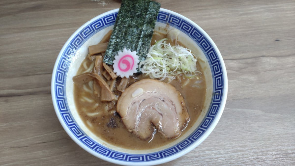 「濃厚中華そば」@健勝軒の写真