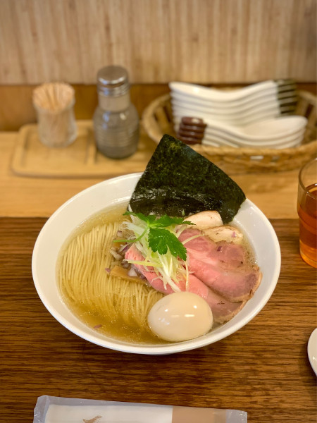 「白醤油特製中華」@中華そば 心の写真