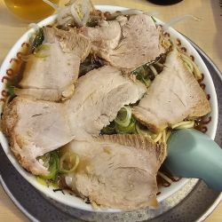 ラーメン　900円