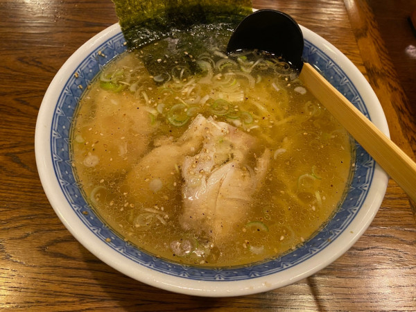 「塩ラーメン」@マルハチ商店の写真
