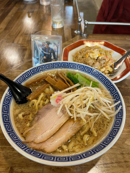 「中華そば 背脂」@拉麺アイオイの写真