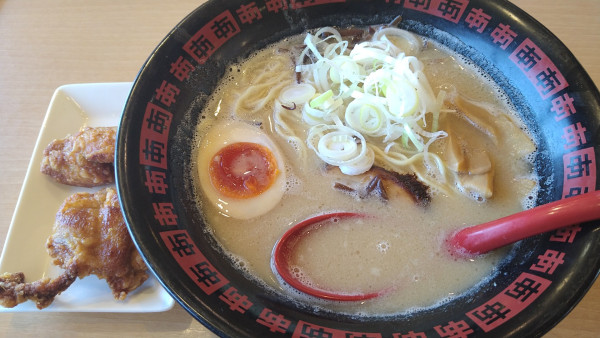 「あラーメン、ランチ唐揚げ」@ラーメン工房 あ 宝塚店の写真