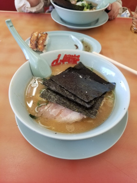 「醤油ラーメン」@ラーメン山岡家 笛吹店の写真