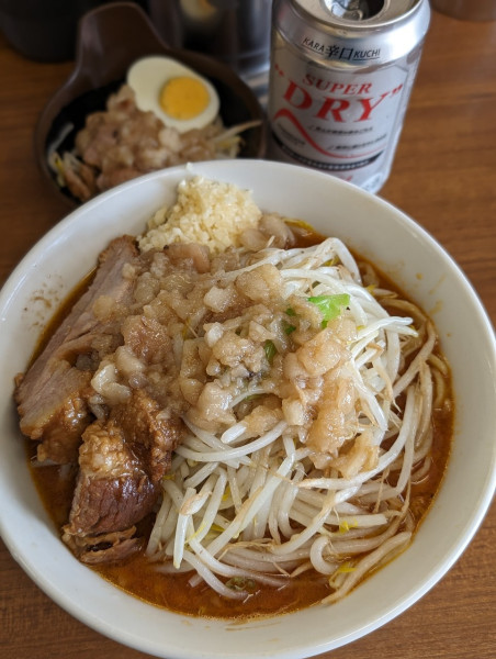 「【限定】トムヤムクンラーメン＋缶ビール」@ラーメンの店 どでん 北浦和店の写真