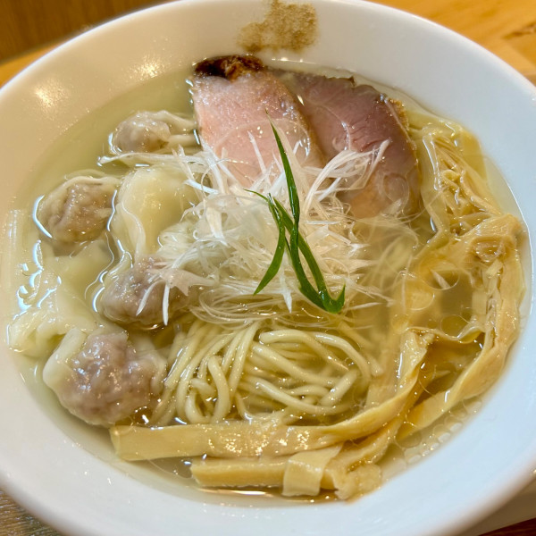 「ワンタン塩らーめん」@らーめん 心麦の写真