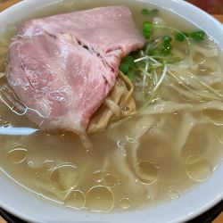 しおラーメン さの麺