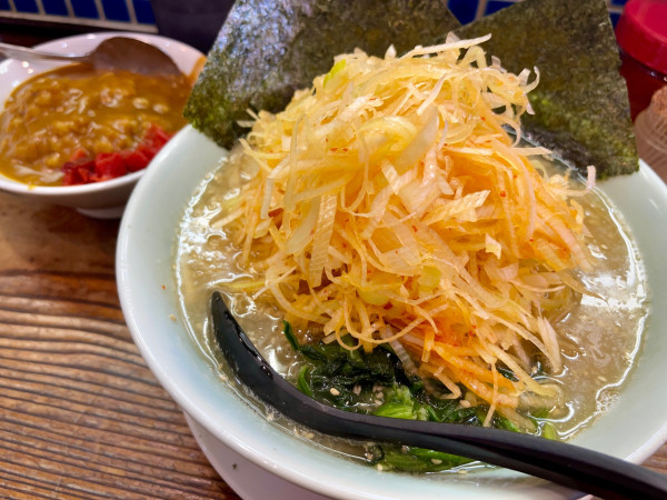 「醤油ネギラーメン  カレーセット」@げんこつの写真