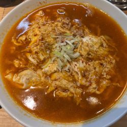 スタミナ辛卵950円