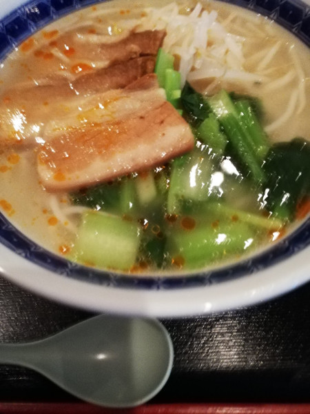 「豚角煮米線」@中国雲南酒膳坊 過橋米線 秋葉原店の写真