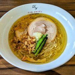 黄金の塩らぁ麺