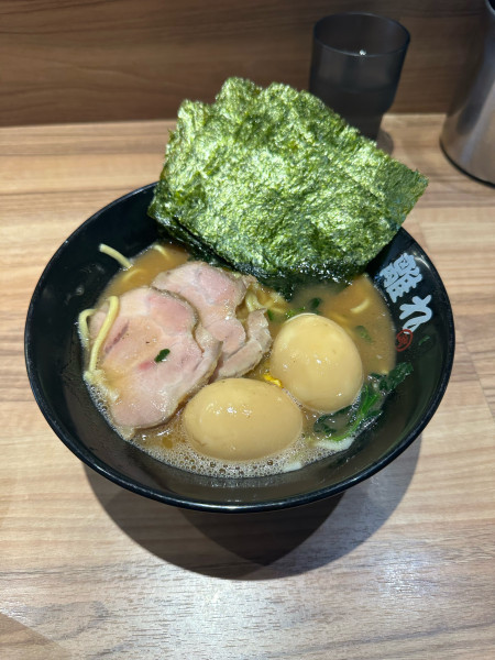 「ラーメン」@ラーメン武蔵家 HANAREの写真