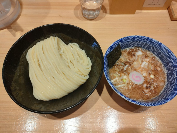 「つけ麺　中盛　1000円」@頑者の写真