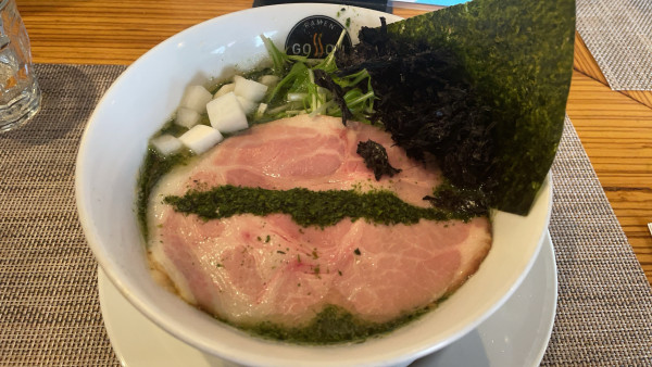 「海苔塩らーめん」@RAMEN GOSSOU 新橋店の写真