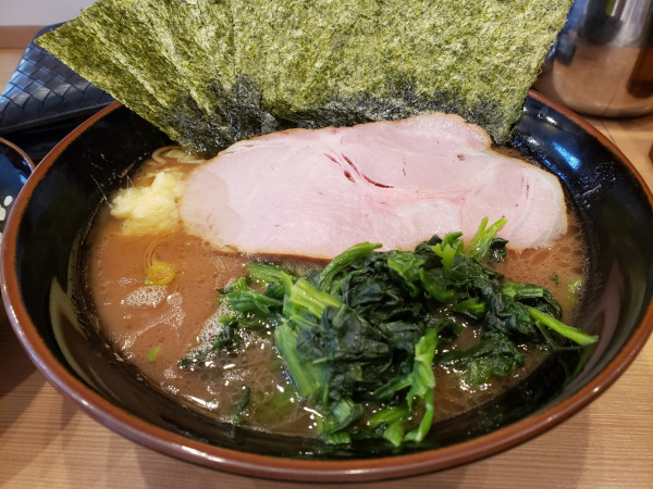 「ラーメン並」@横浜家系ラーメン 武虎家 尾山台店の写真