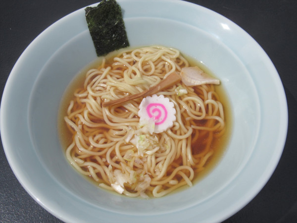 「ラーメン（100円）」@100圓ラーメンの写真