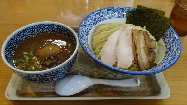 「特製濃厚魚介つけ麺:大(1,280円)」@新橋 纏 京王高幡SC店の写真
