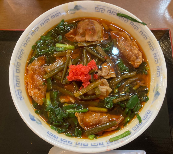 「満州にら餃子ラーメン(醤油)」@さかえや本店の写真
