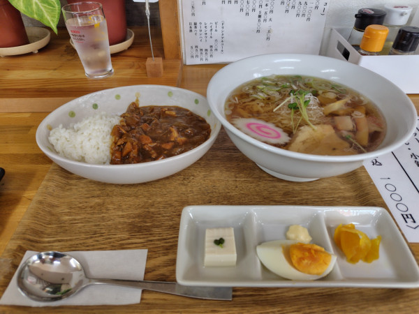 「平日ランチAセット＋焼餃子3個」@麺屋 一笑の写真