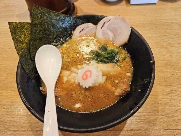「チャーシュー川越とんこつ醤油{店舗限定}」@一風堂 川越インター店の写真