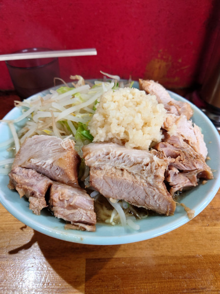 「チャーシュー麺   ニンニク」@ラーメン髭の写真