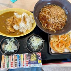 朝ソバカレー(480¥)