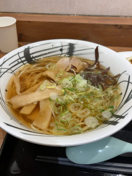 「あごだしラーメン」@餃子・ラーメン館 浜名湖そだちの写真