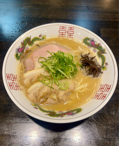 「限定 鶏とんこつ（950円）」@麦とラーメンの写真