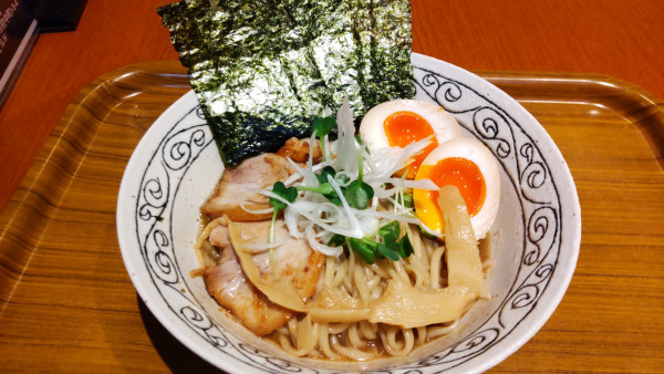 「まぜそば　全部のせ」@中華そば 麺や大の写真