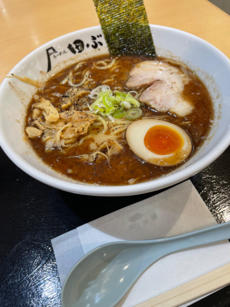 「鰹香味らーめん」@らーめん田ぶし 富士川SA下り店の写真