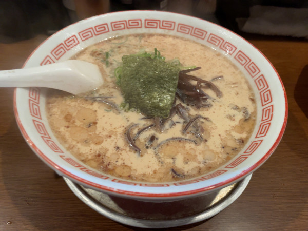 「豚骨醤油ラーメン」@十七代目 哲麺 小平店の写真