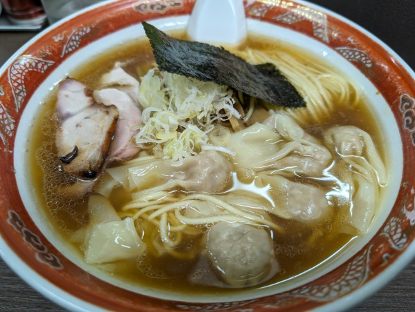 「ワンタンメン　大盛り」@支那ソバ かづ屋の写真