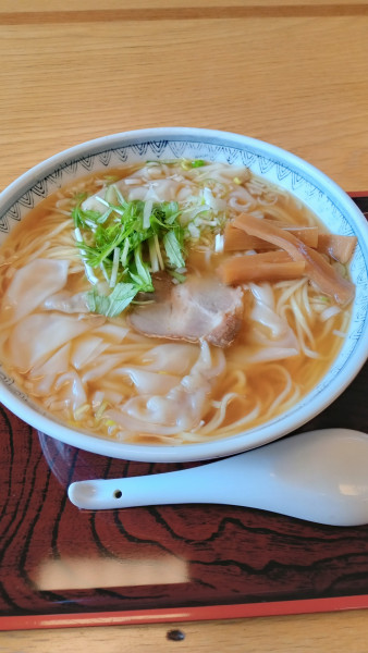 「ワンタン麺」@マルイチ 神田軒の写真