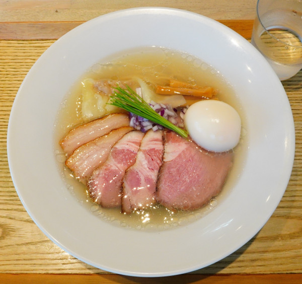 「特製 中華蕎麦〈塩〉」@宍道湖しじみ中華蕎麦 琥珀 東京本店の写真