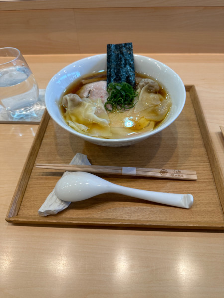 「醤油ワンタンチャーシューラーメン」@飯田商店 湯河原本店の写真