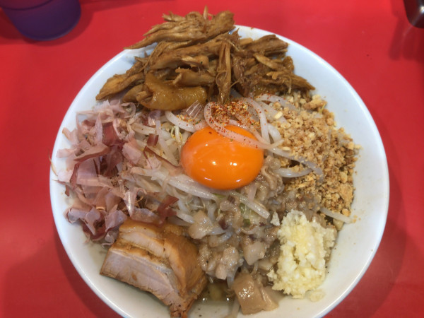 「まぜそば＋鶏ほぐし」@麺屋 桐龍の写真