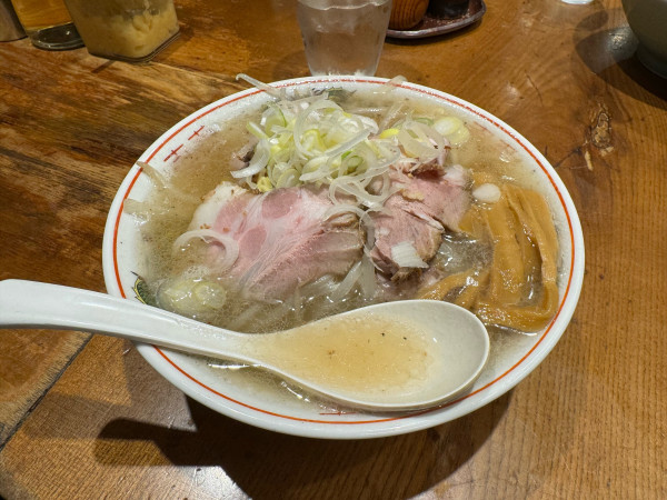 「【限定】札幌塩ラーメン」@渡なべの写真