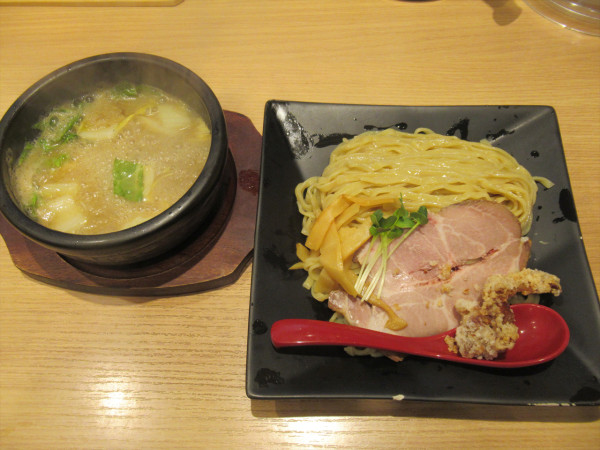 「濃厚つけ麵（940円）」@鶏と魚だしのつけめん哲 溝の口店の写真