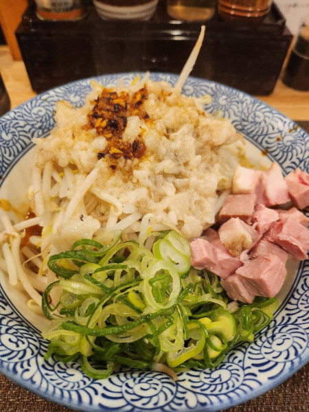 「4月限定 背脂旨辛まぜそば」@セアブラノ神 伏見剛力の写真