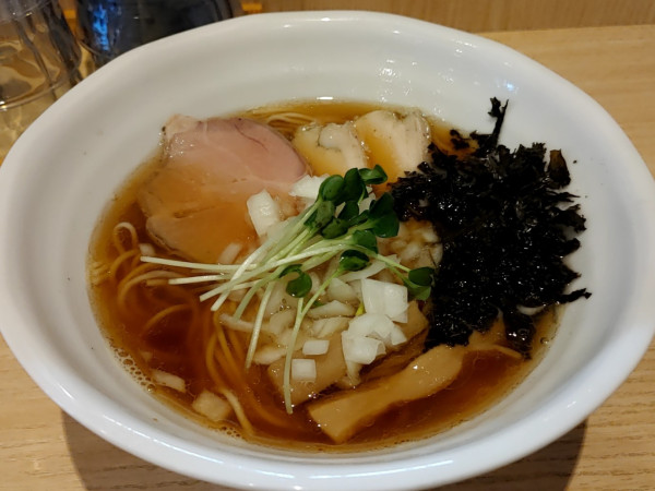 「煮干らーめん（980円）」@麺処 しかての写真