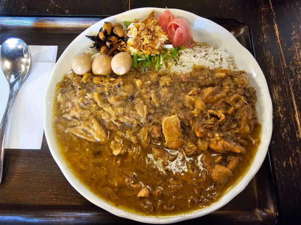 「アップルジンジャーチキンカリー　980円」@煮干結社 弘前店の写真